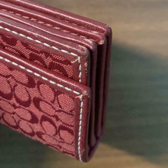 Coach Card / Coin Wallet - Picture 3 of 4